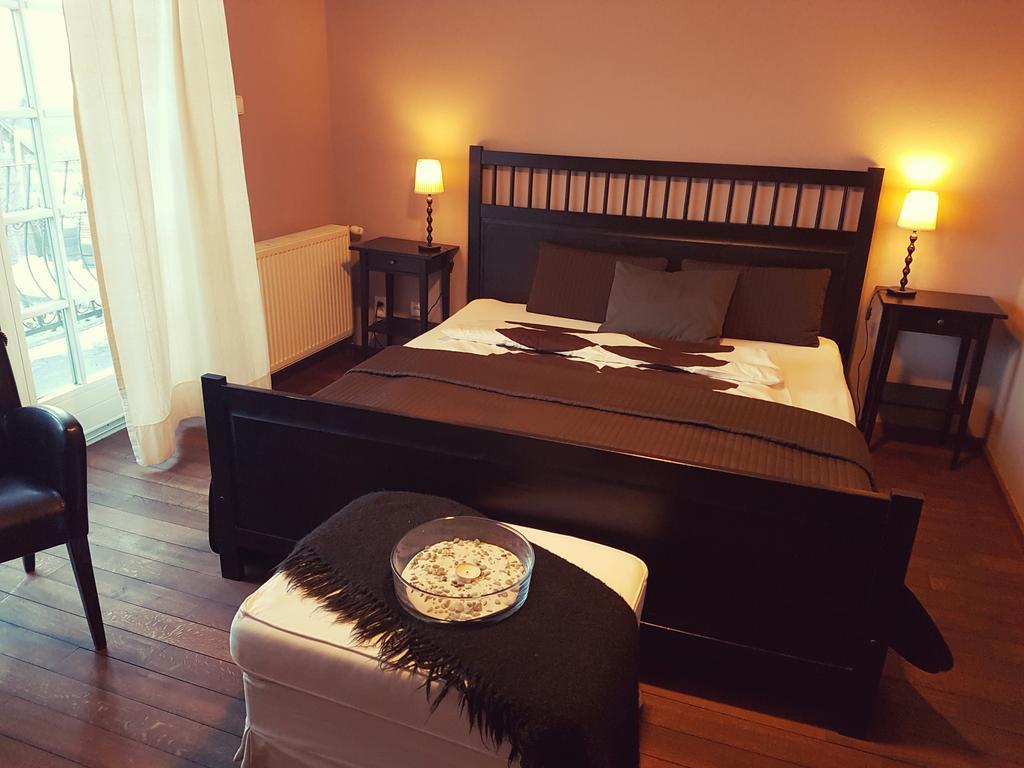 Villa Westfalia Guest House Targu Secuiesc Bagian luar foto